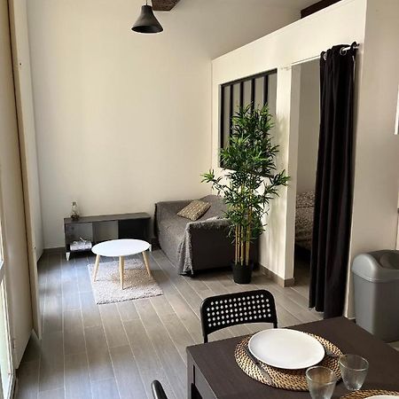 Studio Plein Coeur De Libourne Appartamento Esterno foto
