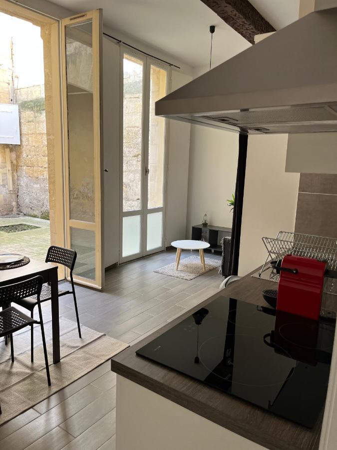 Studio Plein Coeur De Libourne Appartamento Esterno foto